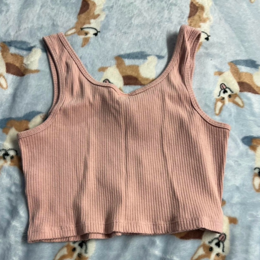 Pink Ribbed Crop Tank Top - Picture 2 of 3